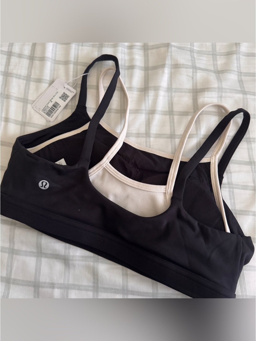 🆕🖤 Lululemon Layered Cami Strap Bra C/D - Black / Light Ivory - Picture 6 of 7